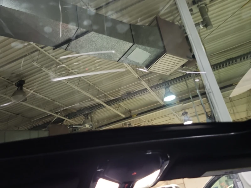 BMW 330 330E xDrive * CARFAX * ОПЦИЯ ЗА ФИНАНСИРАНЕ * , снимка 10 - Автомобили и джипове - 53122871