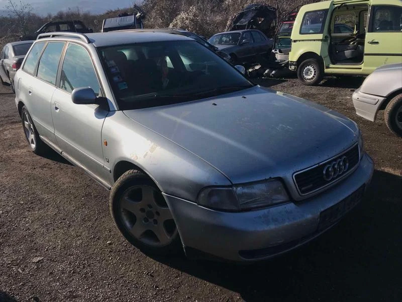 Audi A4 1.8T,Quattro,150кс.,AEB,Комби, снимка 2 - Автомобили и джипове - 35511683