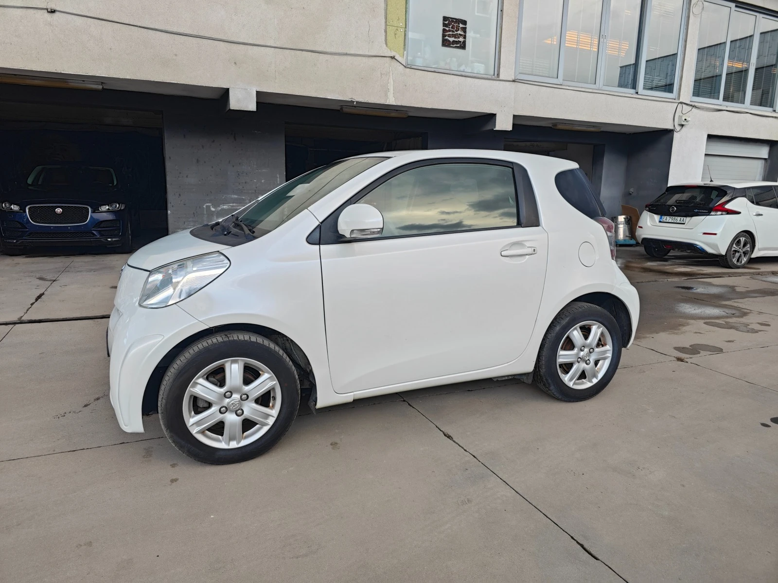 Toyota IQ 1.0VVTI АВТОМАТИК КЛИМАТИК SOL  - изображение 5