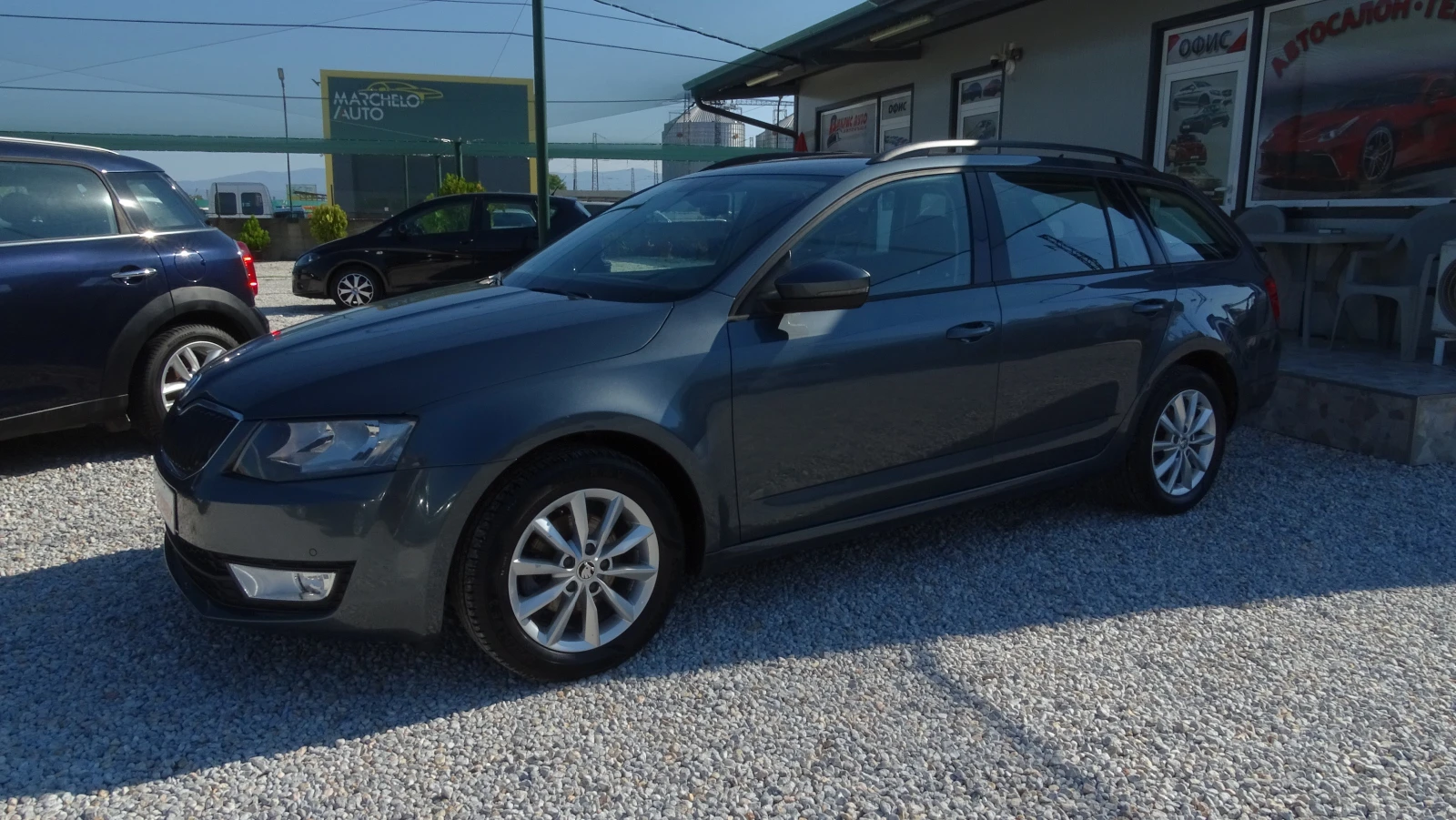 Skoda Octavia 1.6 TDI* NAVI* TOP* DSG - изображение 2