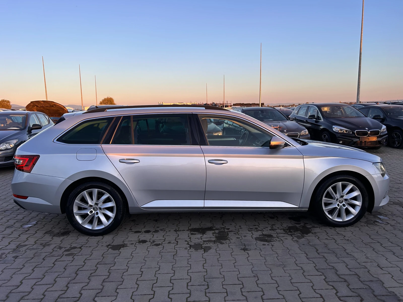 Skoda Superb 2.0TDI AVTOMAT/NAVI EURO 5 ЛИЗИНГ - изображение 5