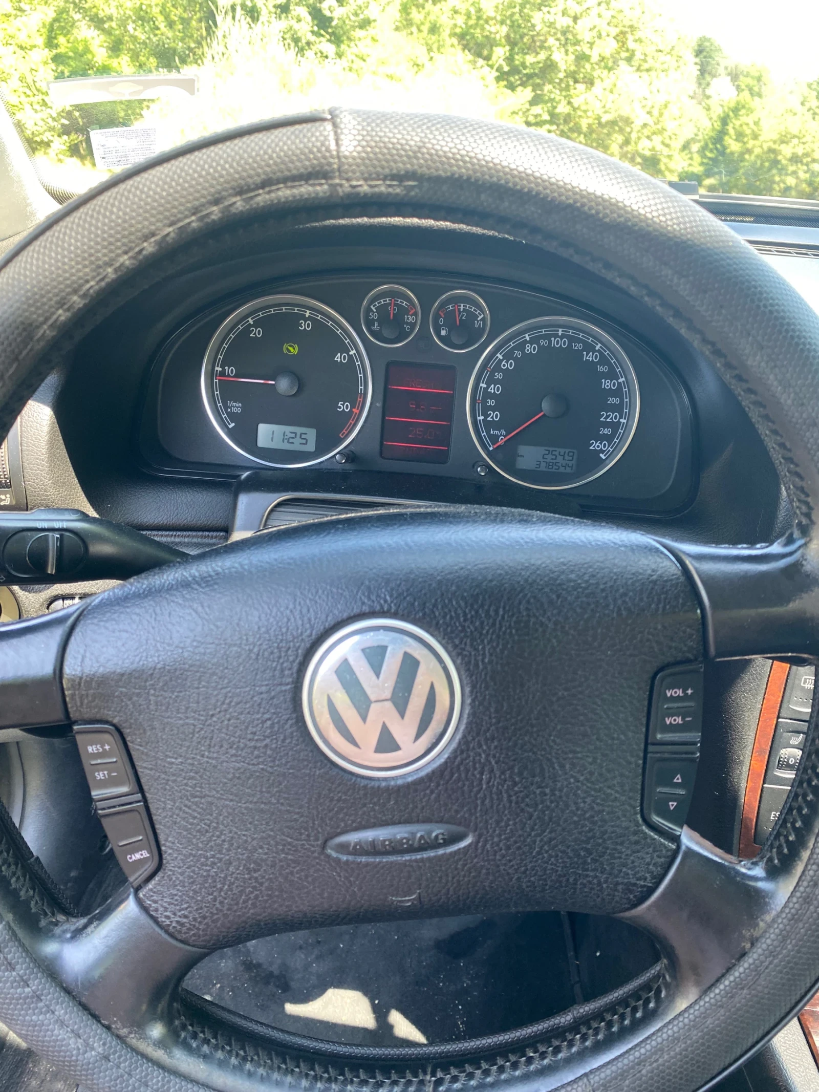 VW Passat 1.9TDI - изображение 8