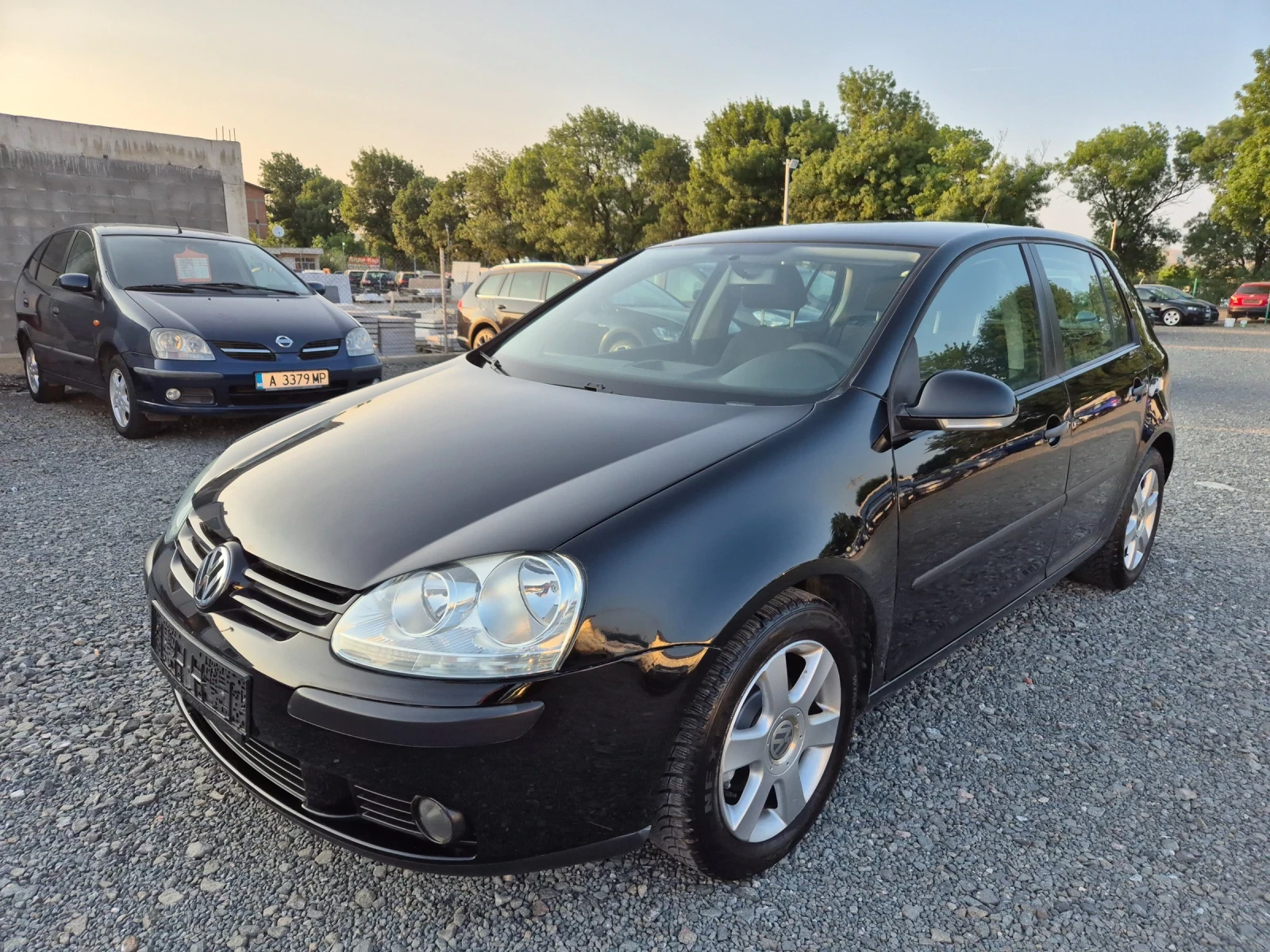 VW Golf Бензин  - изображение 3