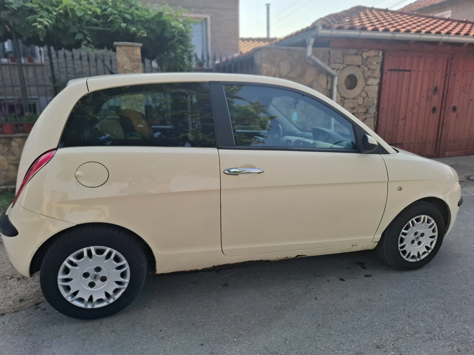 Lancia Ypsilon  - изображение 4