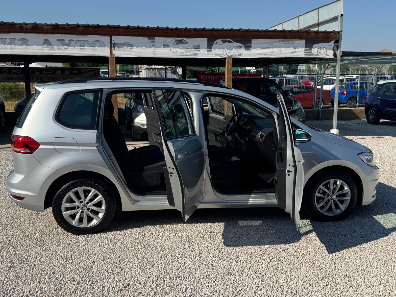VW Touran 2.0TDI* AUTOMATIK* 150ks* NAVI* LED* KAMERA* ЛИЗИН - изображение 6