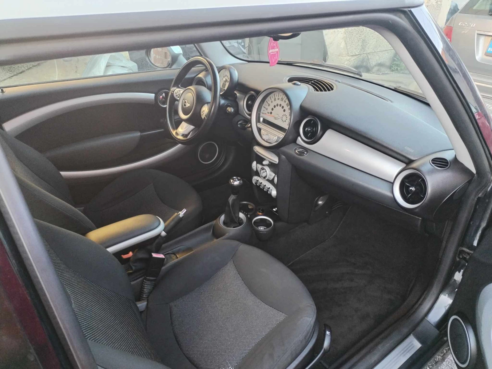 Mini Cooper 1.6  - изображение 9