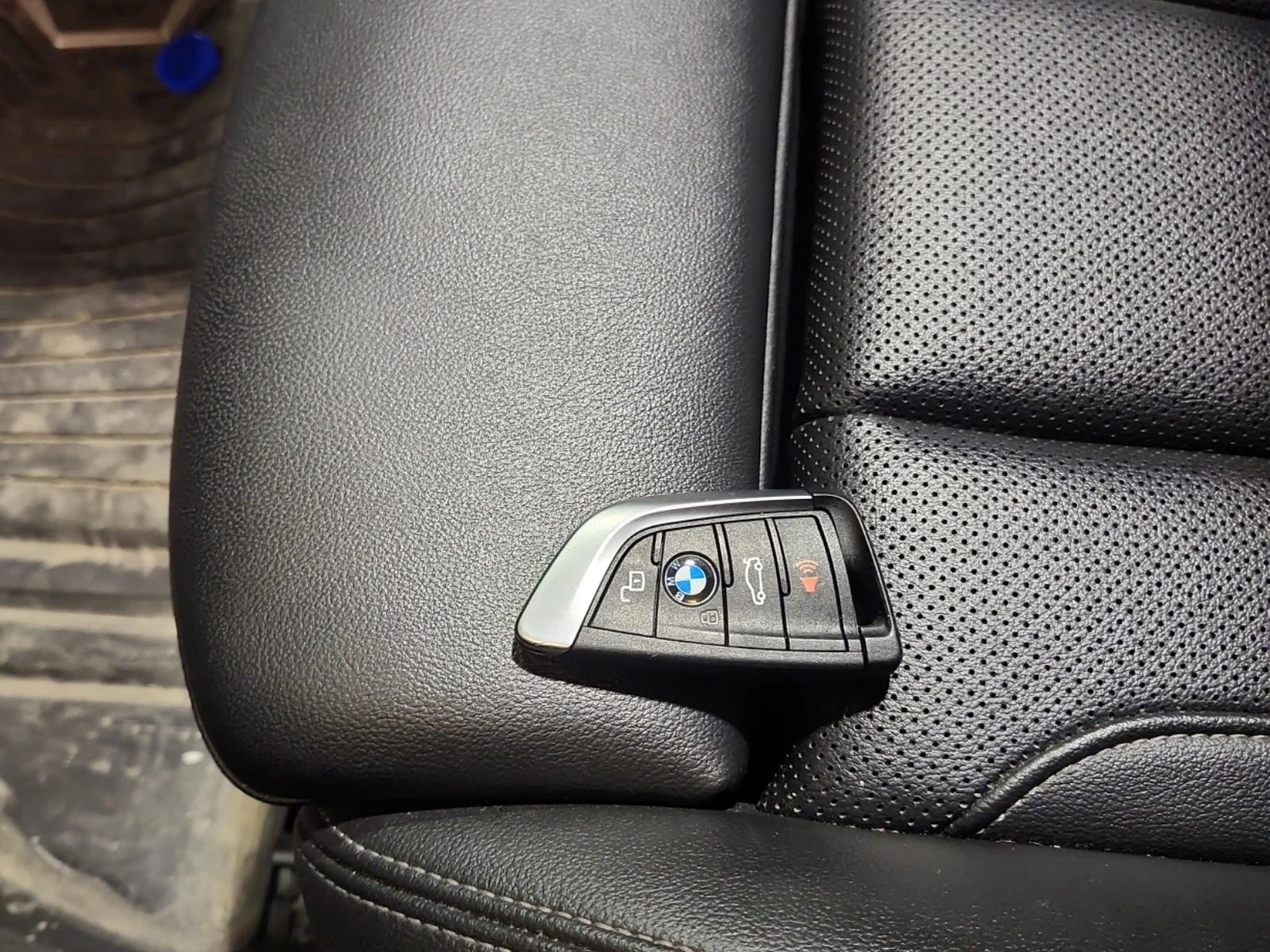 BMW 330 330E xDrive * CARFAX * ОПЦИЯ ЗА ФИНАНСИРАНЕ *  - изображение 9