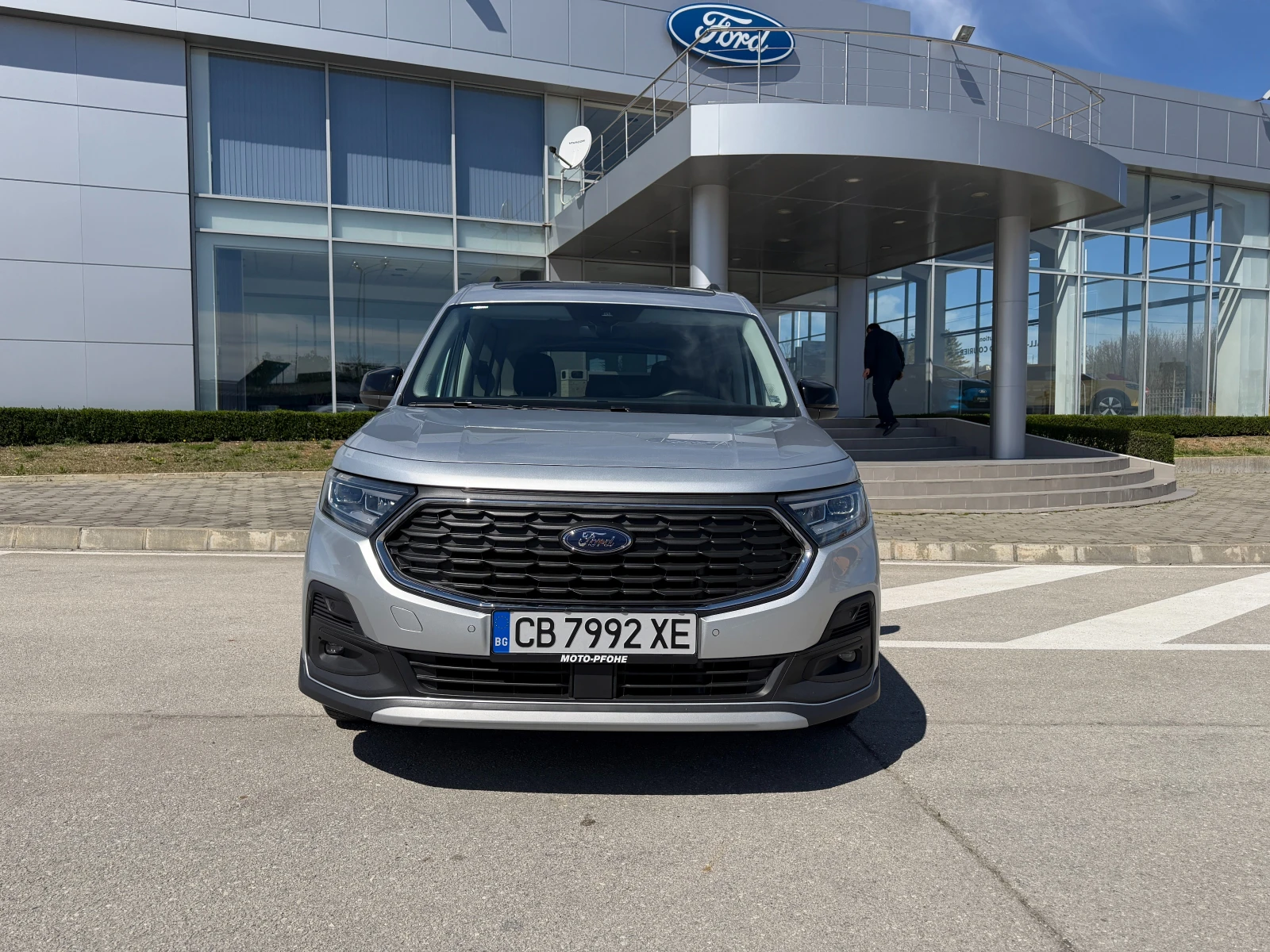 Ford Tourneo Connect ACTIVE LWB 6+ 1