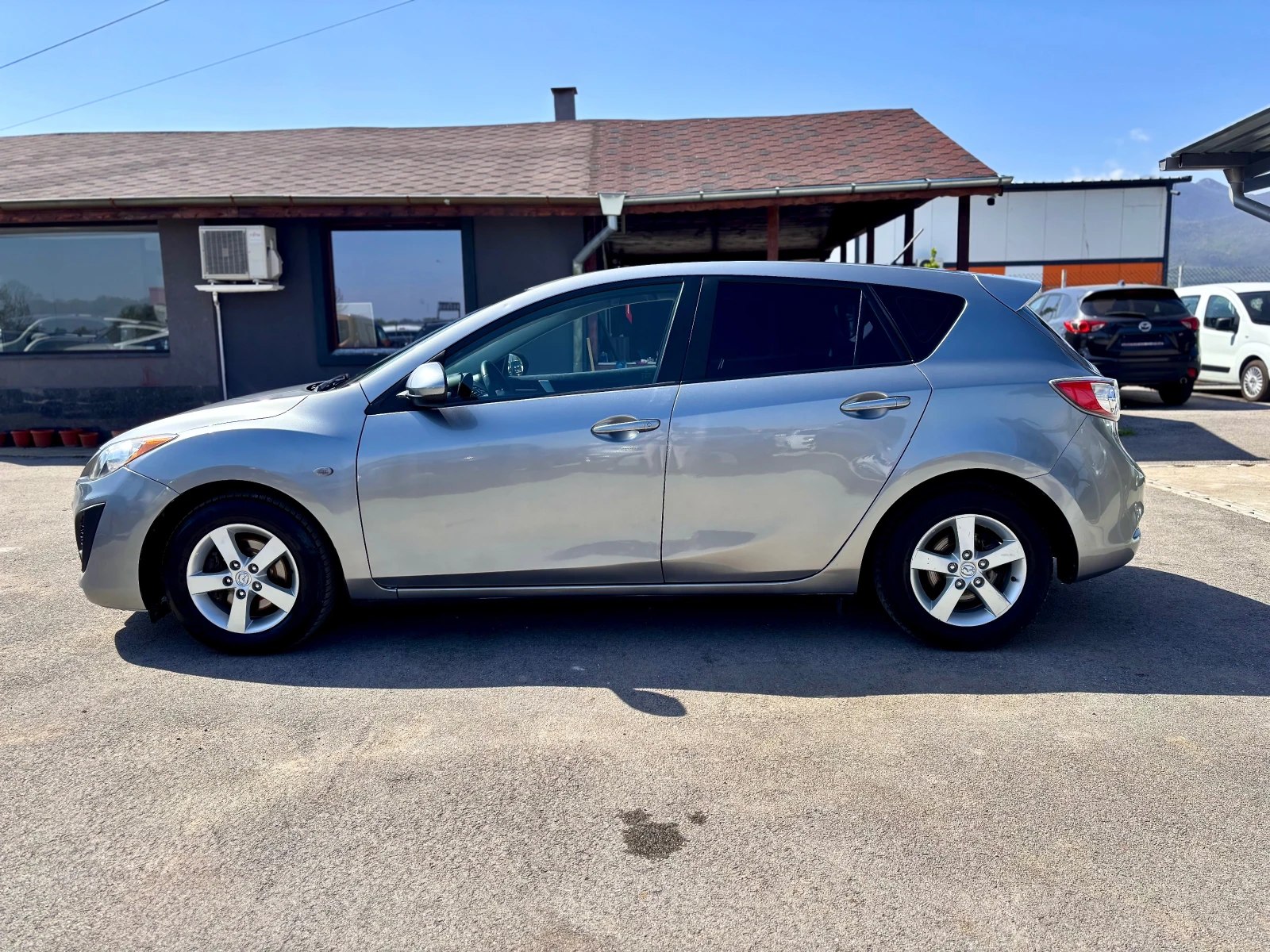 Mazda 3, снимка 5 - Автомобили и джипове - 54253380