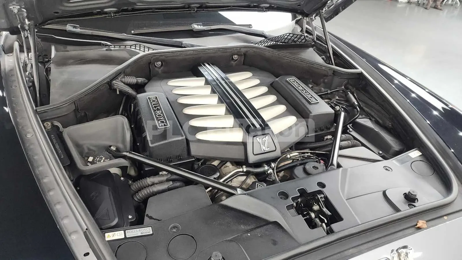 Rolls-Royce Ghost, снимка 15 - Автомобили и джипове - 54258469