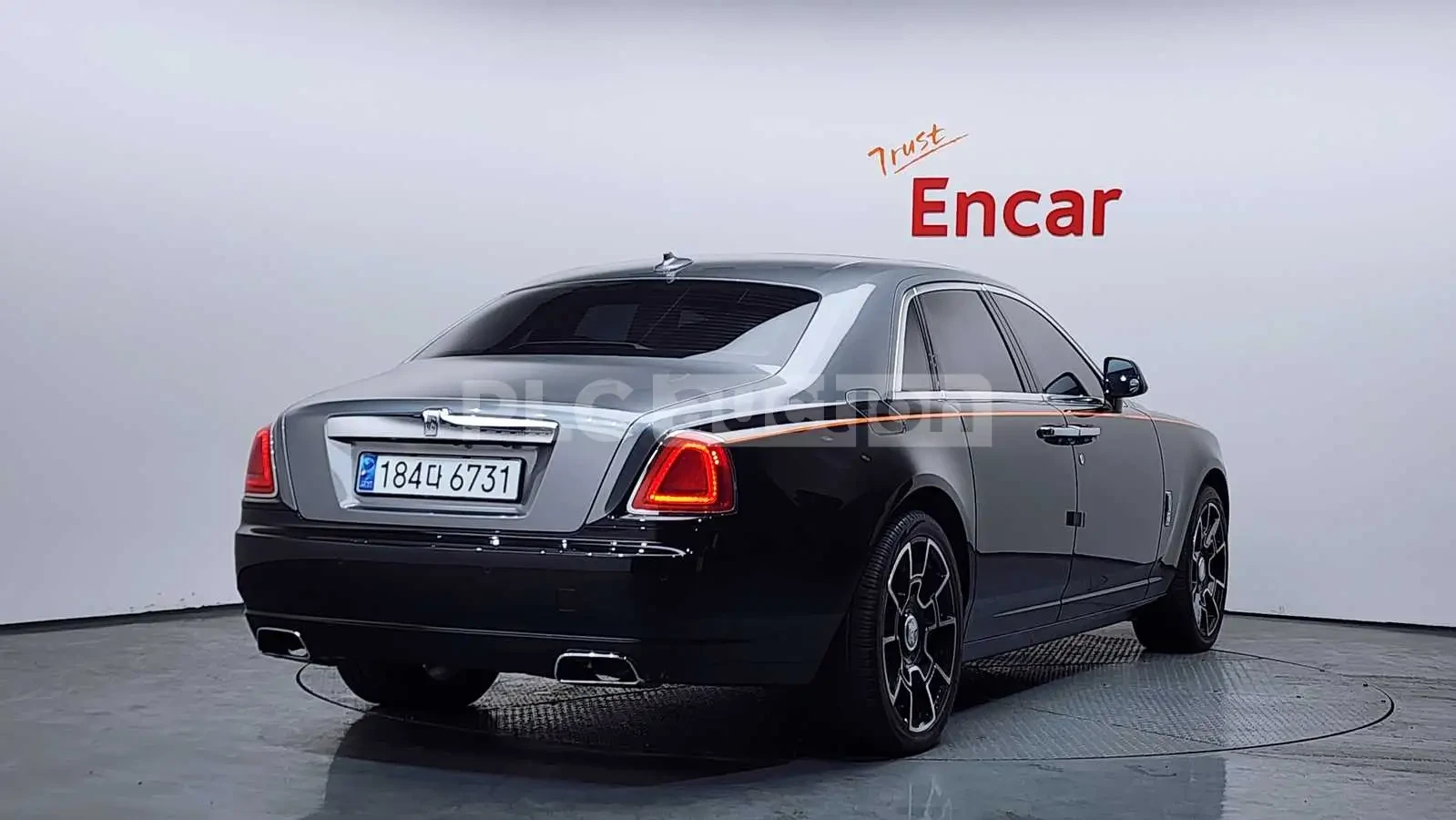 Rolls-Royce Ghost, снимка 17 - Автомобили и джипове - 54258469