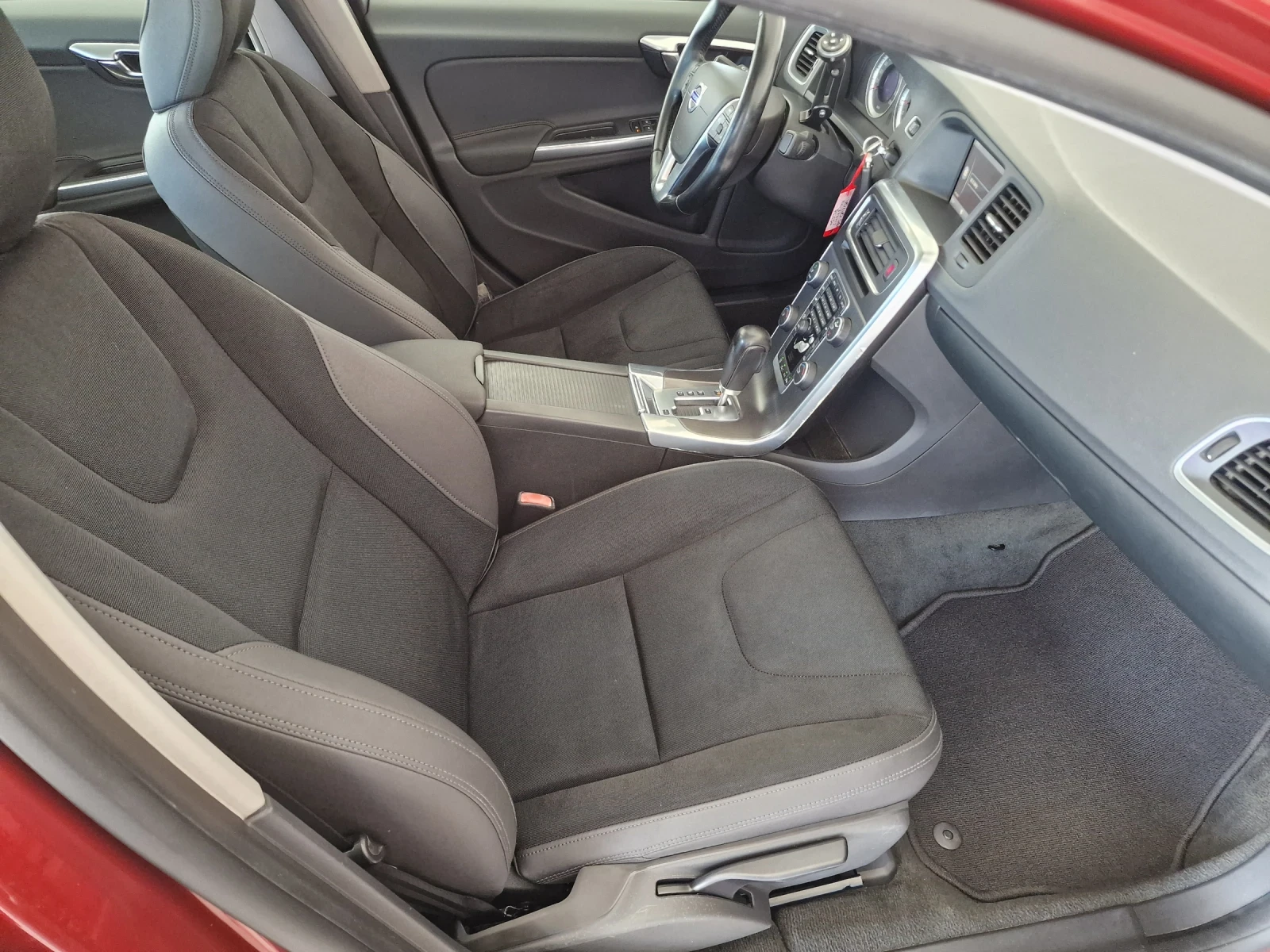 Volvo S60 MOMENTUM 2.0 203KC KAMEРА 160000км ТОП, снимка 9 - Автомобили и джипове - 54994055