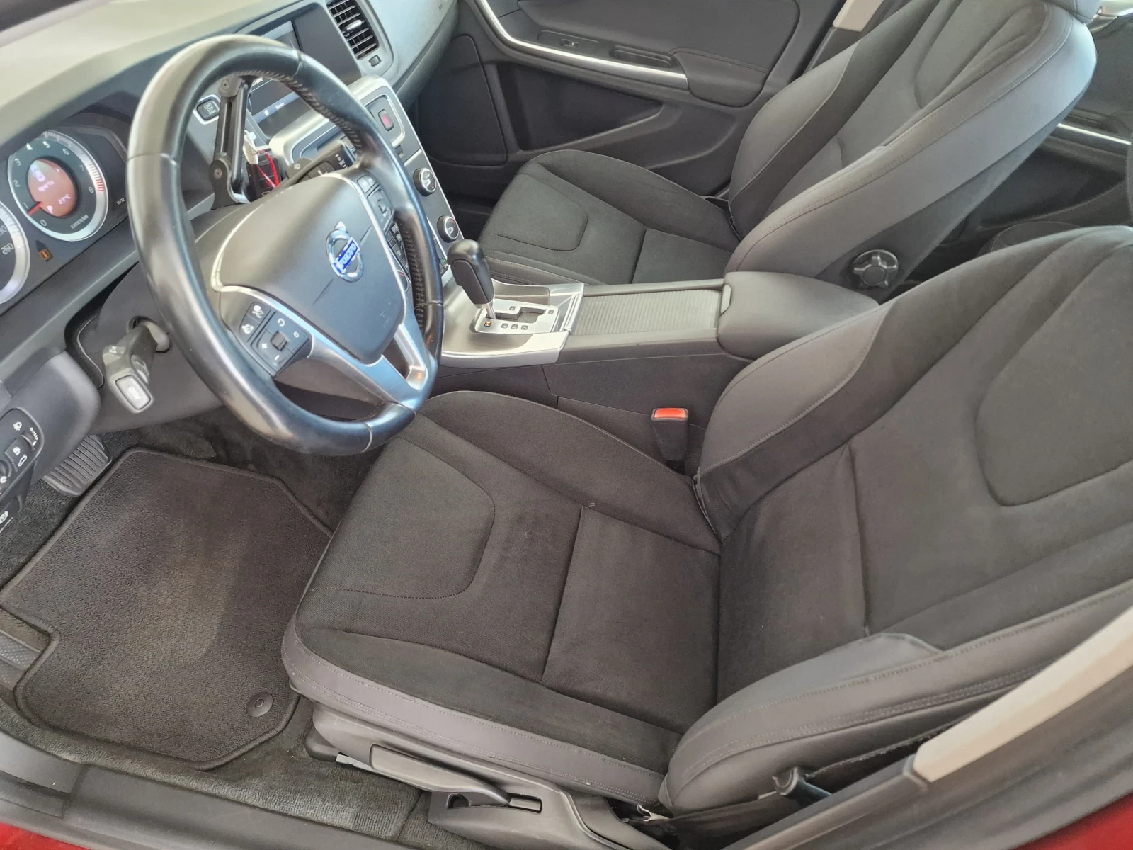Volvo S60 MOMENTUM 2.0 203KC KAMEРА 160000км ТОП, снимка 11 - Автомобили и джипове - 54994055