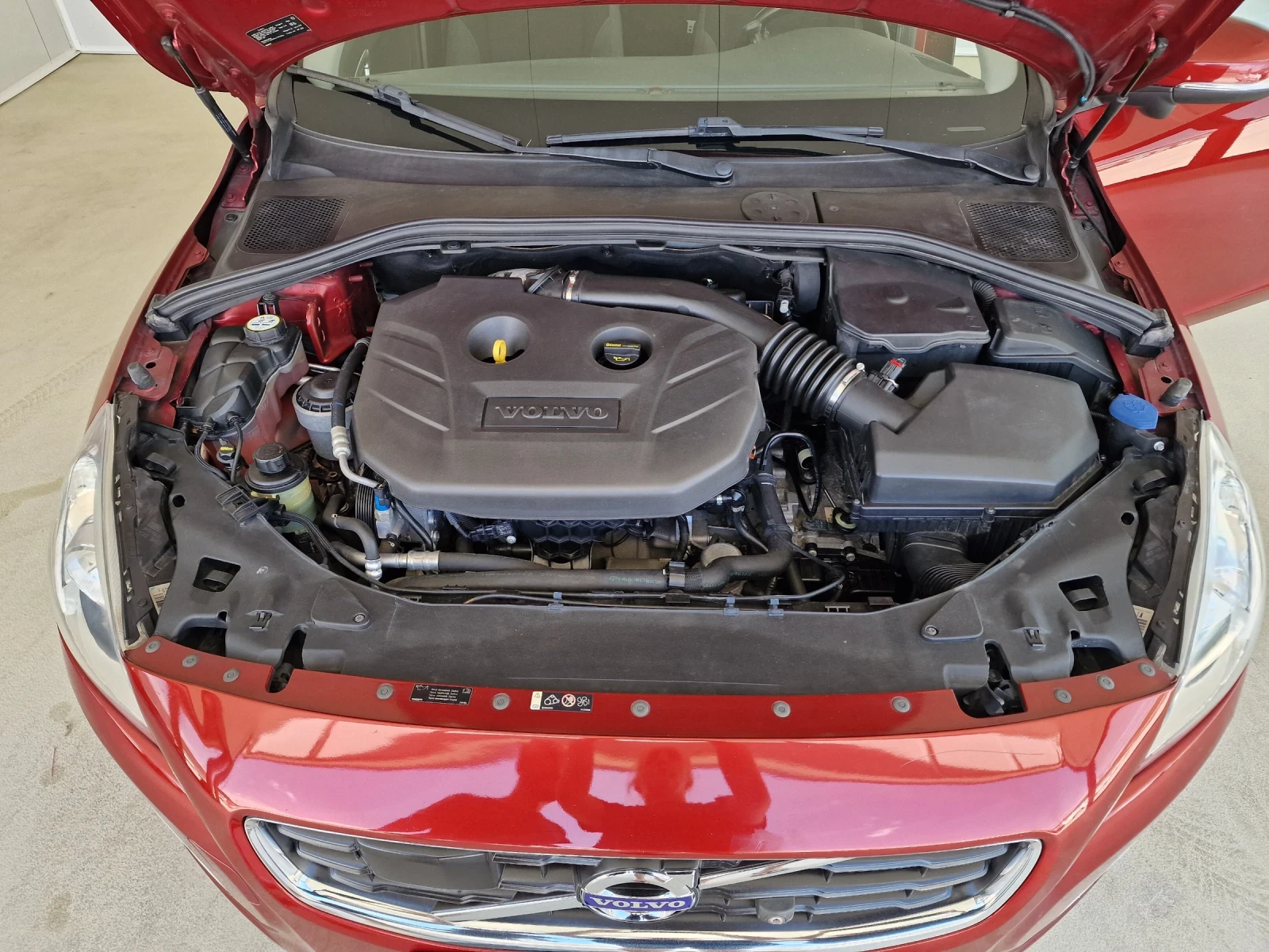 Volvo S60 MOMENTUM 2.0 203KC KAMEРА 160000км ТОП, снимка 15 - Автомобили и джипове - 54994055
