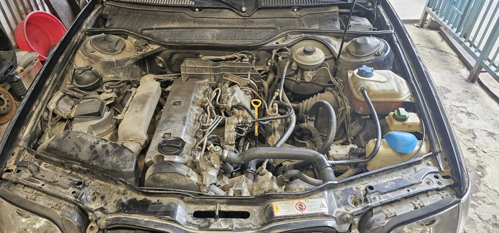Audi A6 2.5 TDI Quattro , снимка 11 - Автомобили и джипове - 55001796