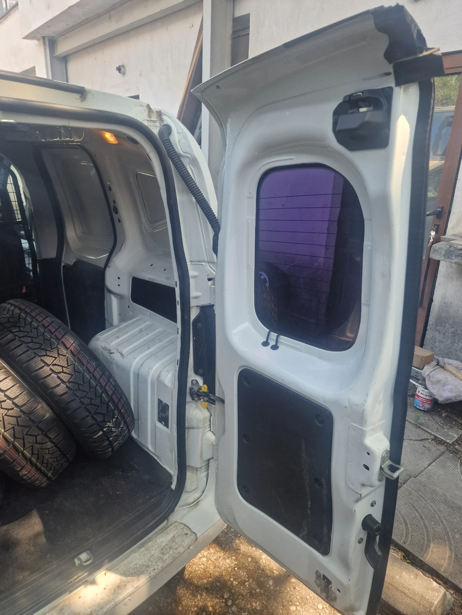 Fiat Fiorino 1.4, снимка 12 - Автомобили и джипове - 55219462