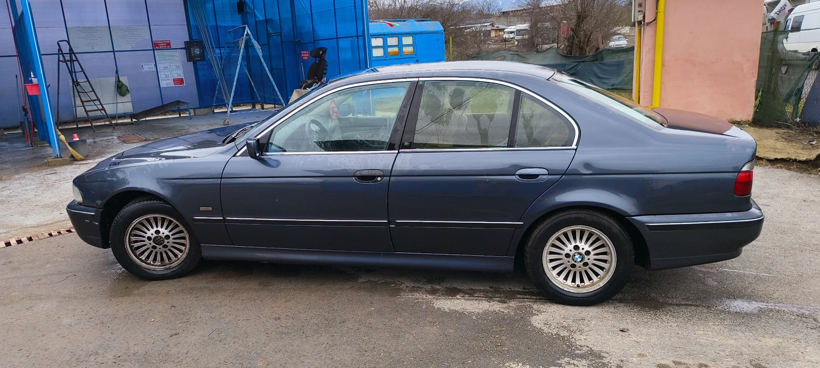 BMW 525, снимка 5 - Автомобили и джипове - 55877380