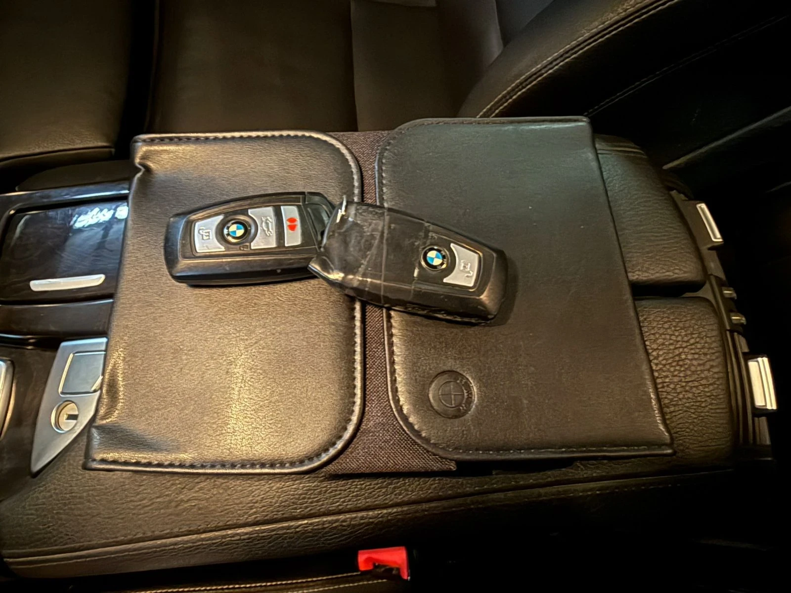 BMW 535 XDRIVE* HARMAN KARDON* HEAD-UP* CARFAX , снимка 10 - Автомобили и джипове - 55961924