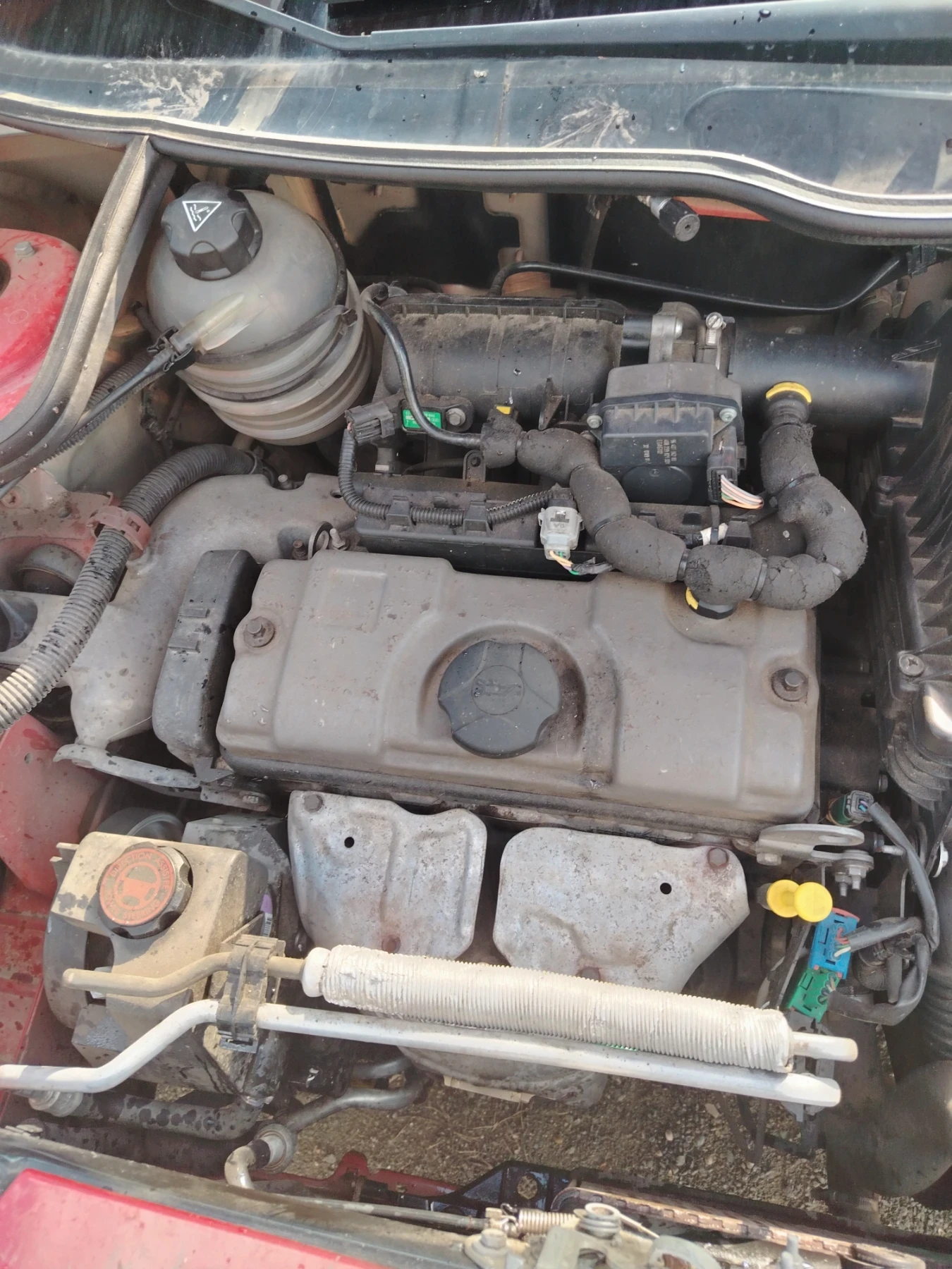 Peugeot 206 206.+ , снимка 10 - Автомобили и джипове - 56073400