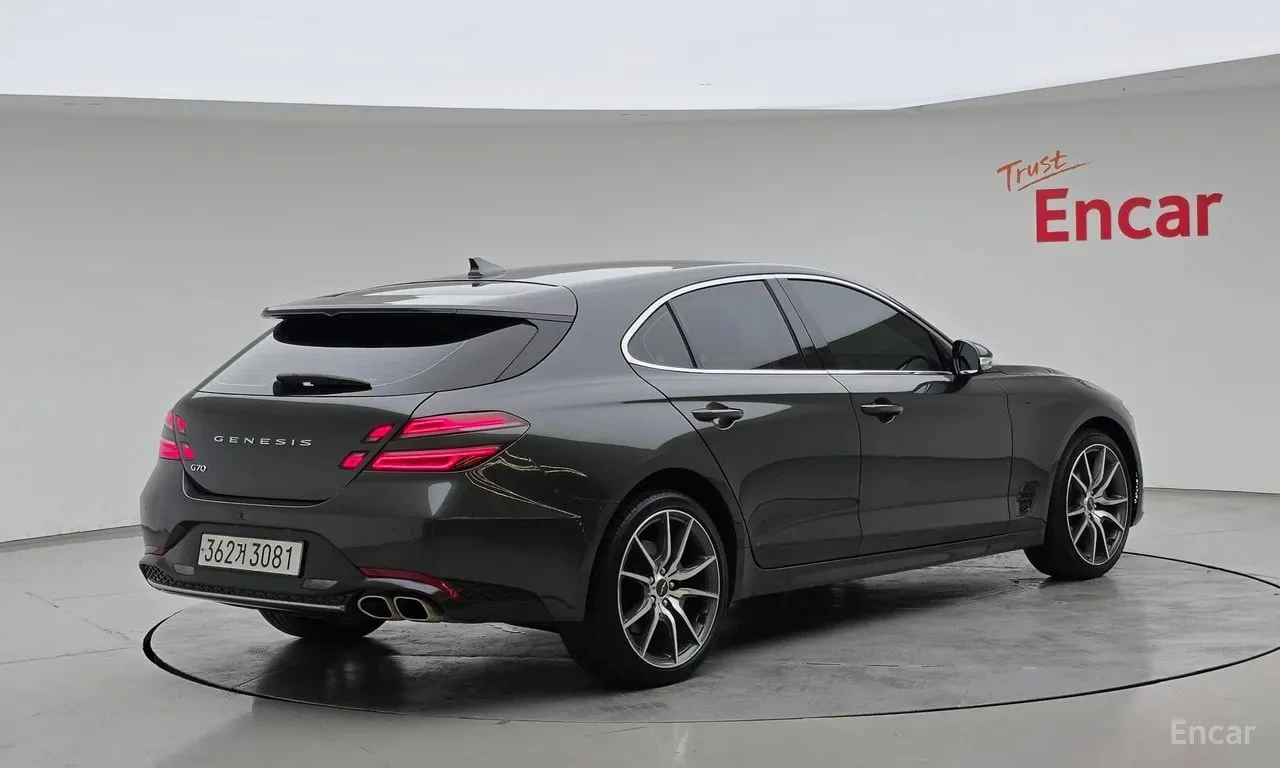 Genesis G70 Gasoline 2.0T 2WD * ОБДУХВАНЕ* ПОДГРЕВИ* , снимка 2 - Автомобили и джипове - 56116949