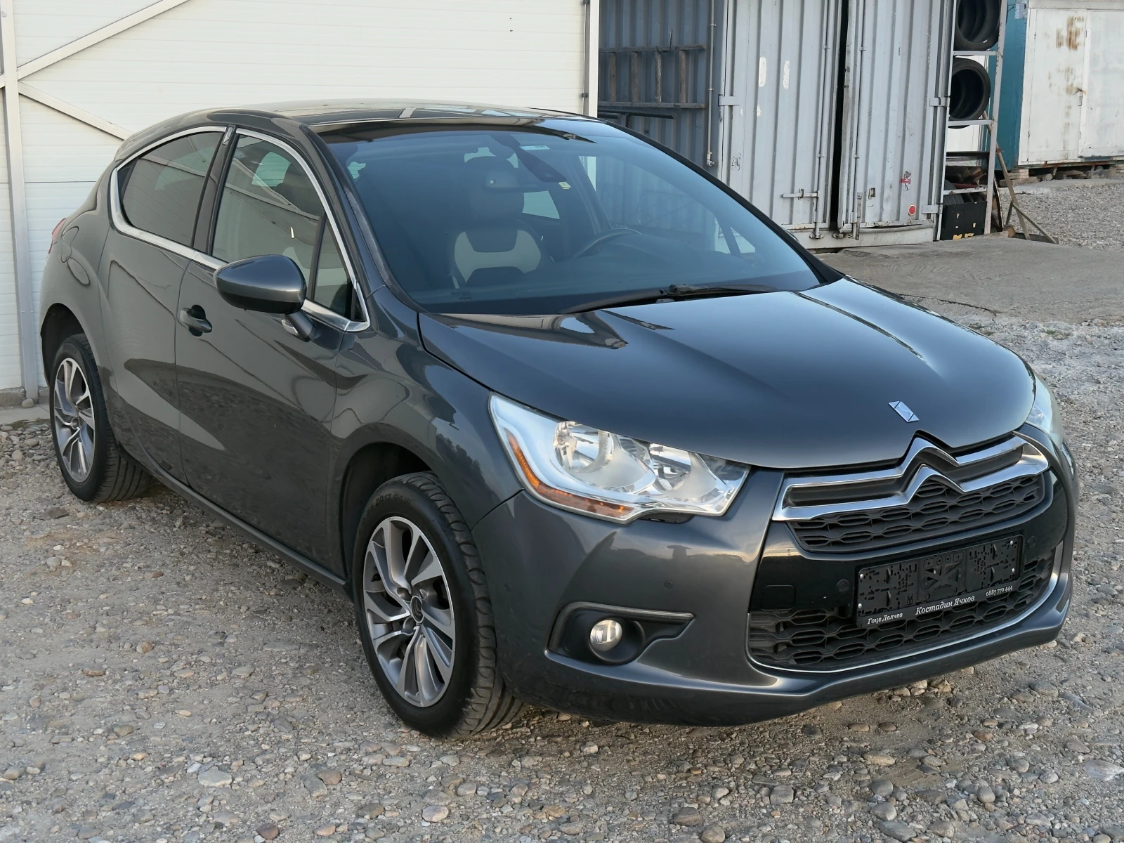 Citroen DS4 1.6 HDI Автомат/Масаж/Климатроник/Собствен лизинг, снимка 2 - Автомобили и джипове - 56334699