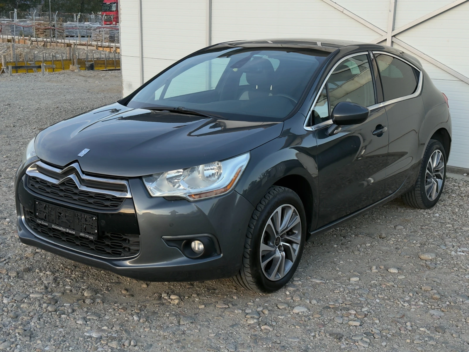 Citroen DS4 1.6 HDI Автомат/Масаж/Климатроник/Собствен лизинг, снимка 8 - Автомобили и джипове - 56334699