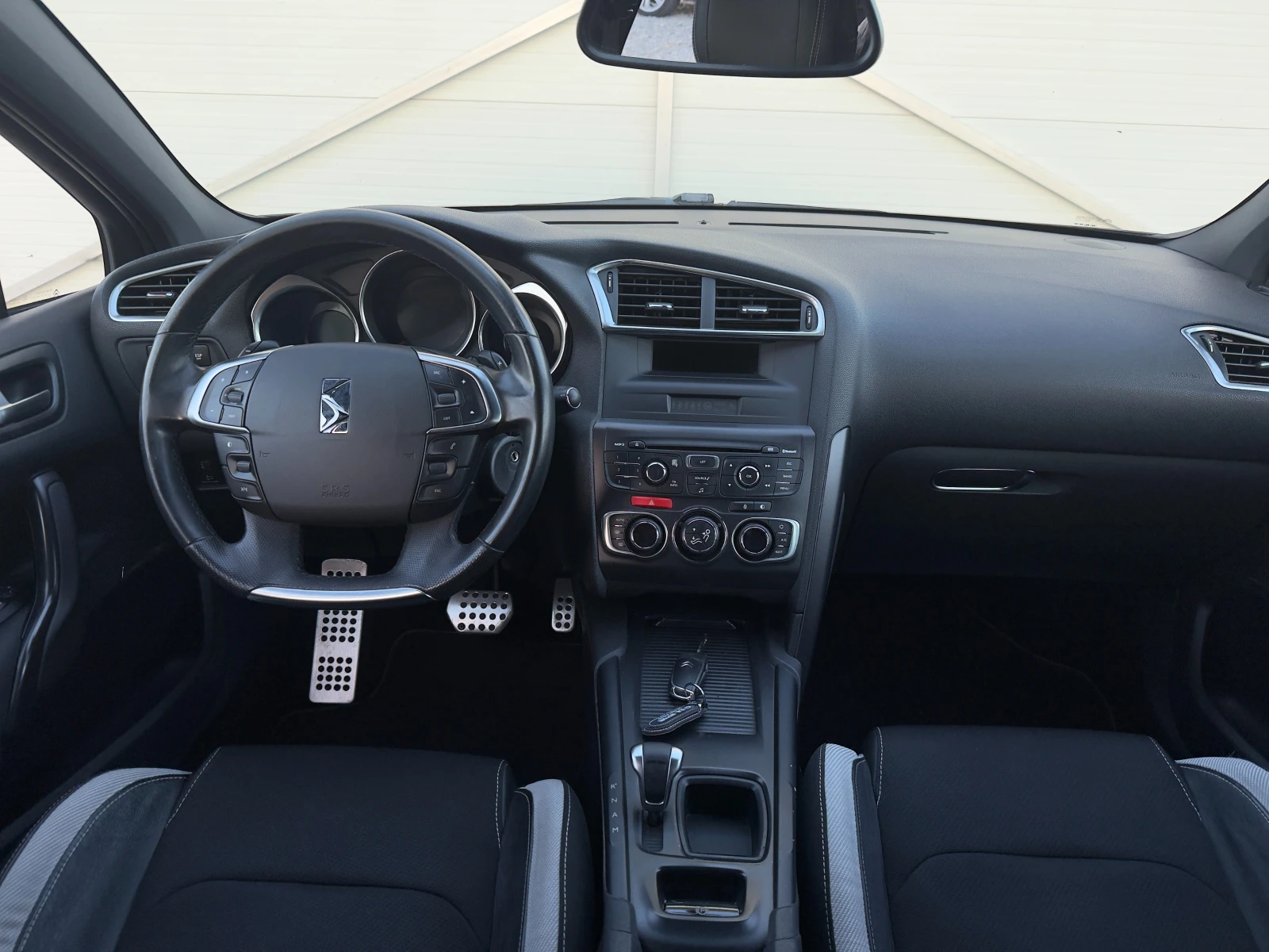 Citroen DS4 1.6 HDI Автомат/Масаж/Климатроник/Собствен лизинг, снимка 14 - Автомобили и джипове - 56334699