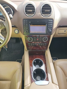 Обява за продажба на Mercedes-Benz GL 500 AMG PACK* 7МЕСТА* ОБДУХ* HARMAN* TV* KEYLESS ~23 200 лв. - изображение 9