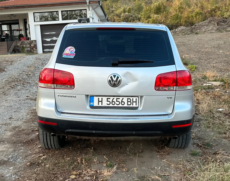 VW Touareg, снимка 4 - Автомобили и джипове - 47596104