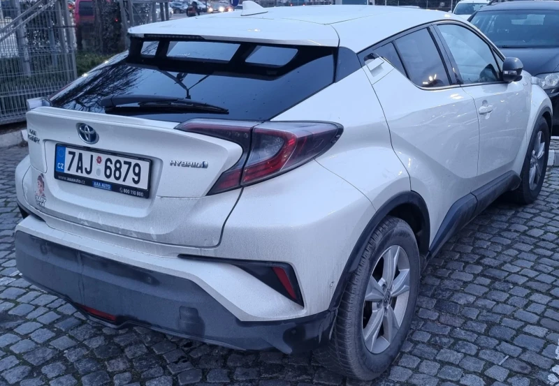 Toyota C-HR 1.8 hybrid , снимка 2 - Автомобили и джипове - 52923573