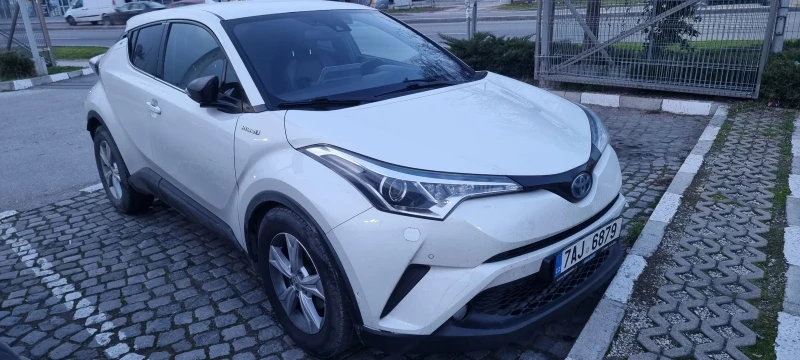 Toyota C-HR 1.8 hybrid , снимка 3 - Автомобили и джипове - 52923573