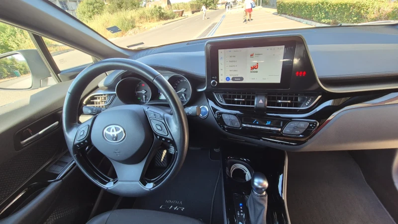 Toyota C-HR, снимка 7 - Автомобили и джипове - 53245884