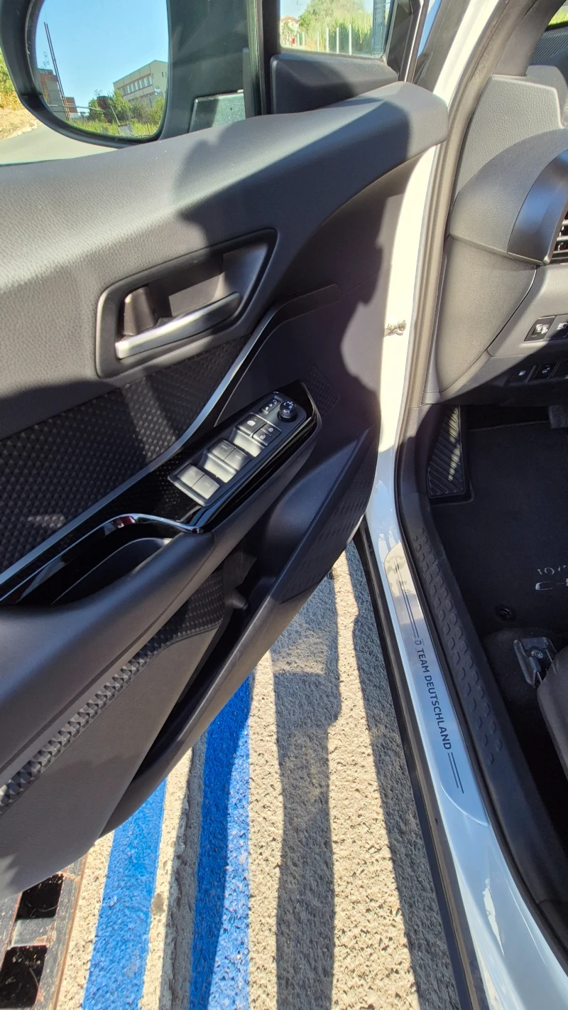 Toyota C-HR, снимка 5 - Автомобили и джипове - 53245884