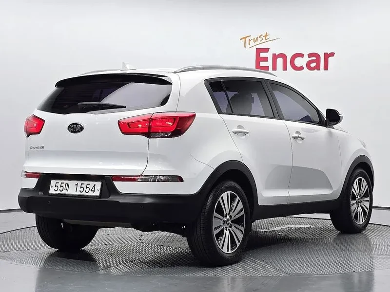 Kia Sportage Diesel 2.0 2Wd Premium, снимка 3 - Автомобили и джипове - 55895713