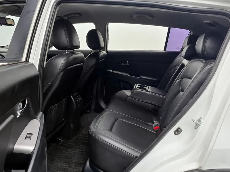 Kia Sportage Diesel 2.0 2Wd Premium, снимка 11 - Автомобили и джипове - 55895713
