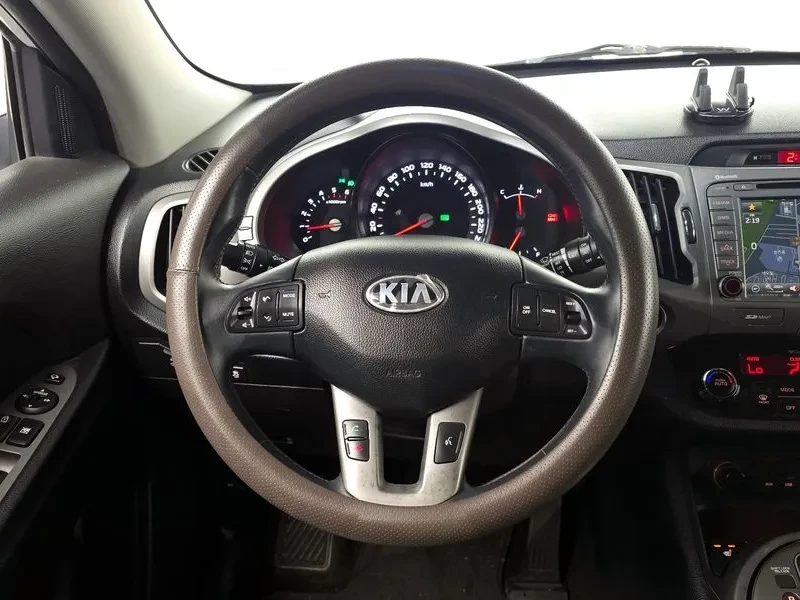 Kia Sportage Diesel 2.0 2Wd Premium, снимка 12 - Автомобили и джипове - 55895713
