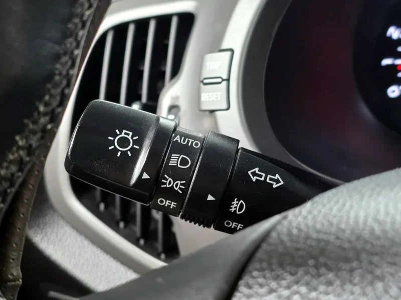Kia Sportage Diesel 2.0 2Wd Premium, снимка 16 - Автомобили и джипове - 55895713