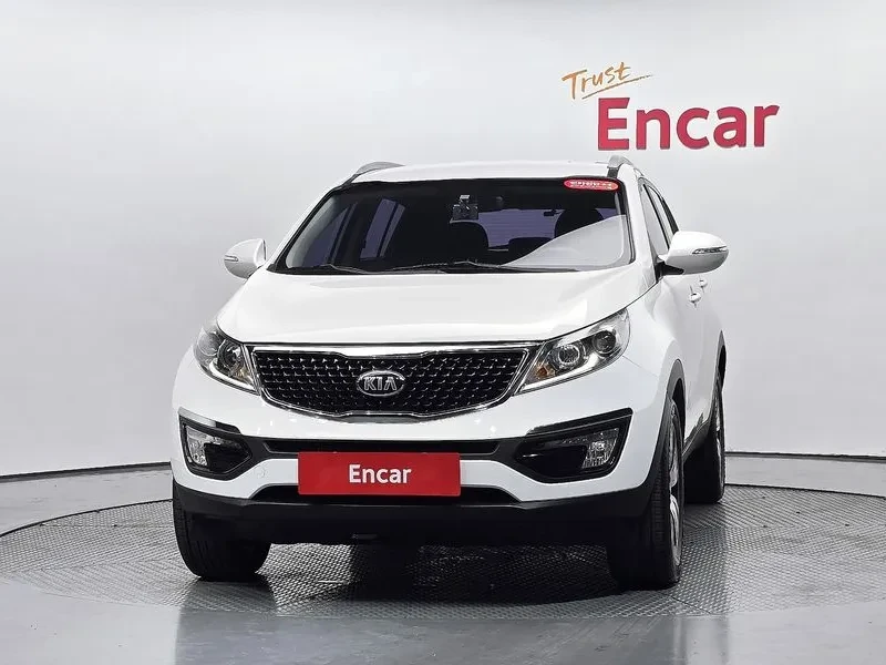 Kia Sportage Diesel 2.0 2Wd Premium, снимка 2 - Автомобили и джипове - 55895713