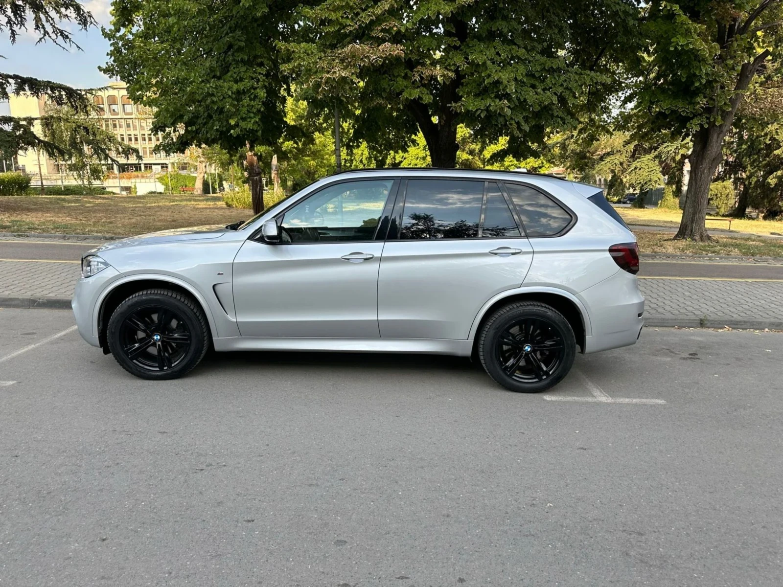 BMW X5  - изображение 6