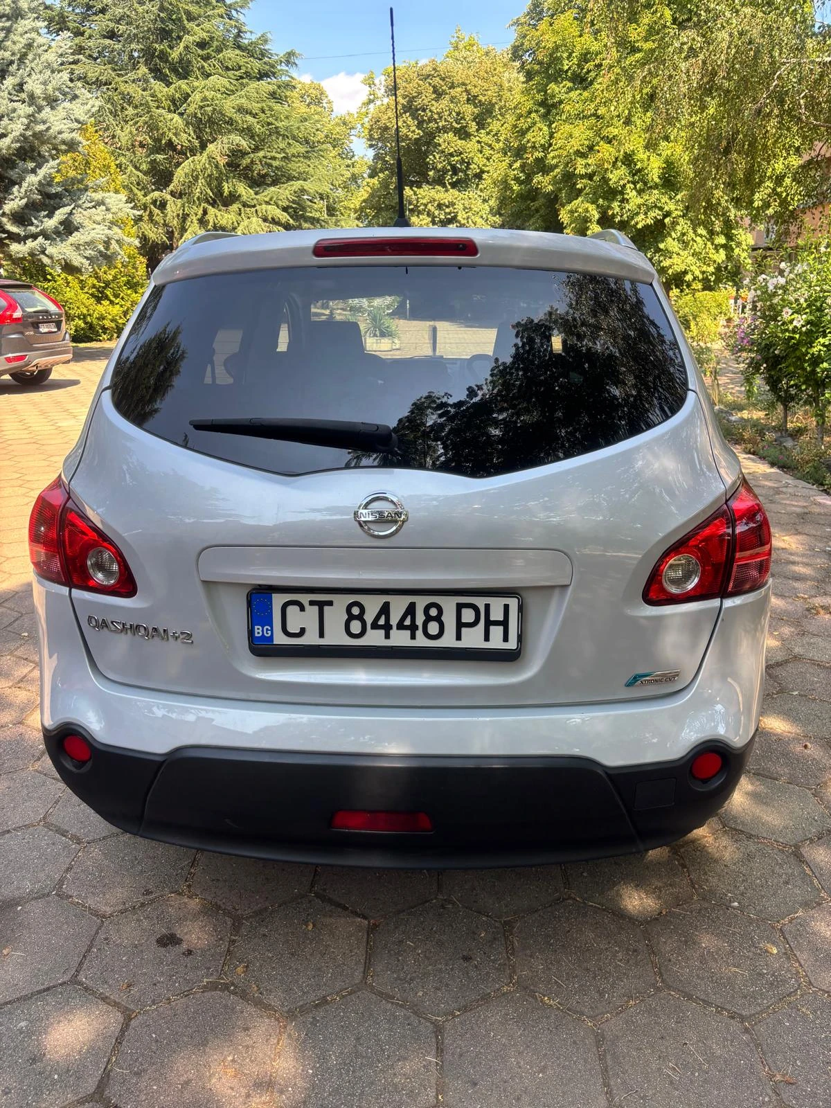 Nissan Qashqai + 2 2.0 - изображение 2