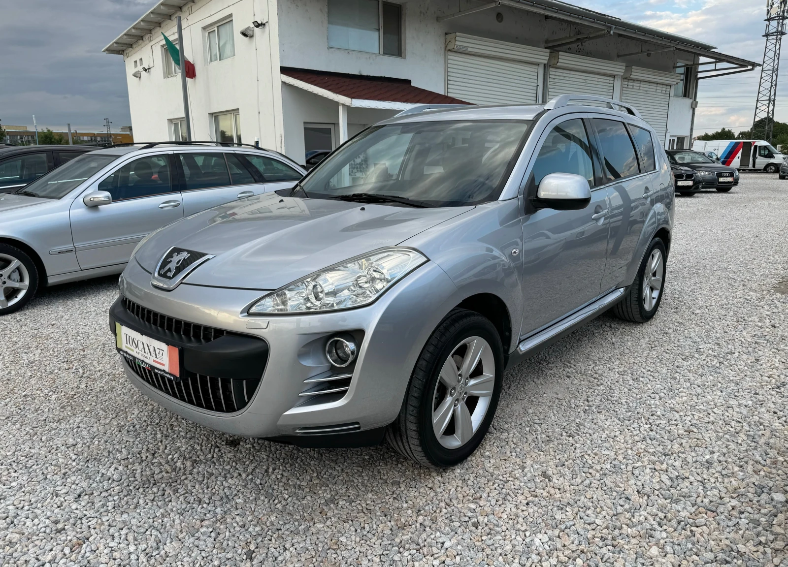 Peugeot 4007 2.2D* NAVI* 4х4* 7местна* Лизинг *  - изображение 2