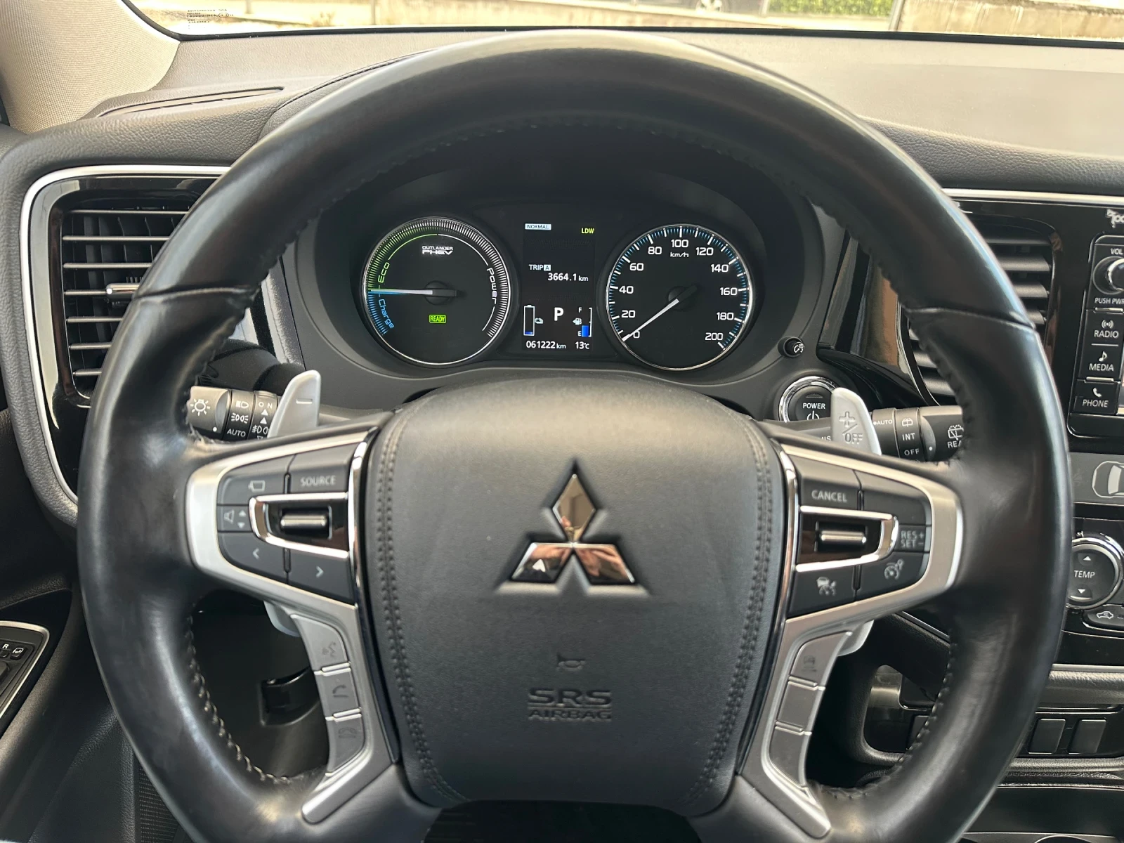 Mitsubishi Outlander  44  | Mobile.bg   12