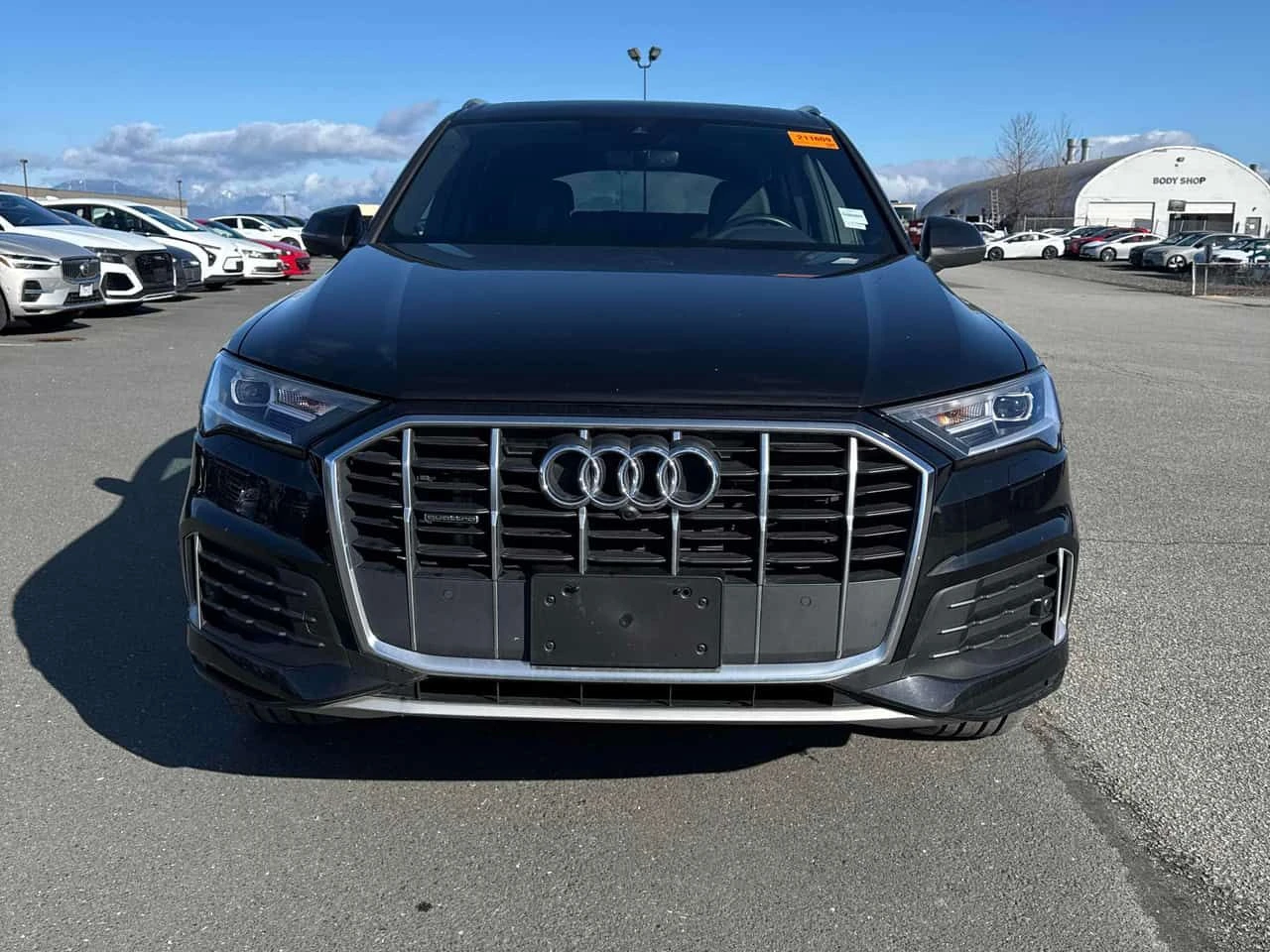 Audi Q7 Komfort | QUATTRO | PANO | LANE ASSIST | CARFAX, снимка 6 - Автомобили и джипове - 53751080
