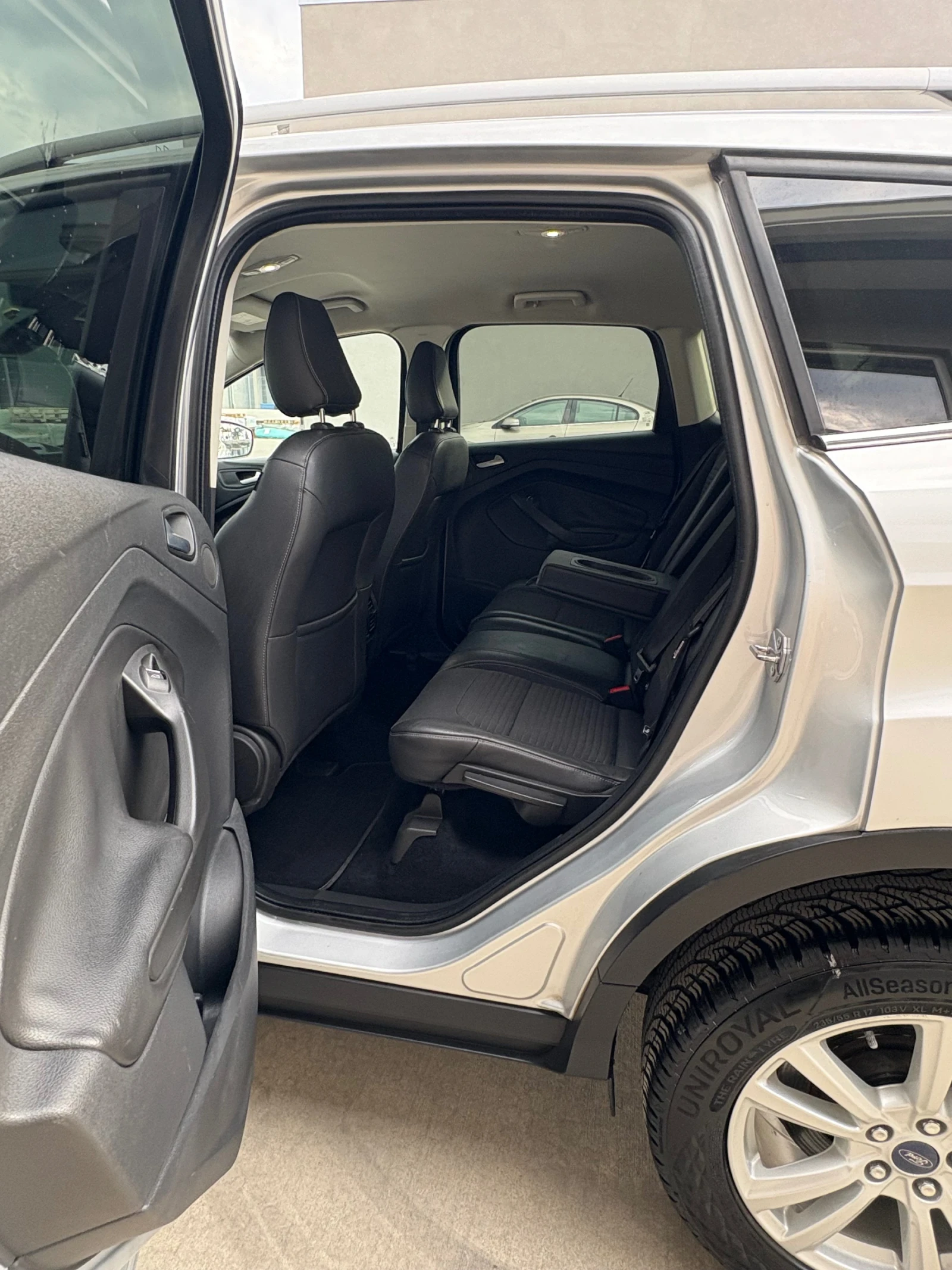 Ford Kuga Titanium 2.0 diesel 150kc Euro6 Automatic, снимка 14 - Автомобили и джипове - 54000994