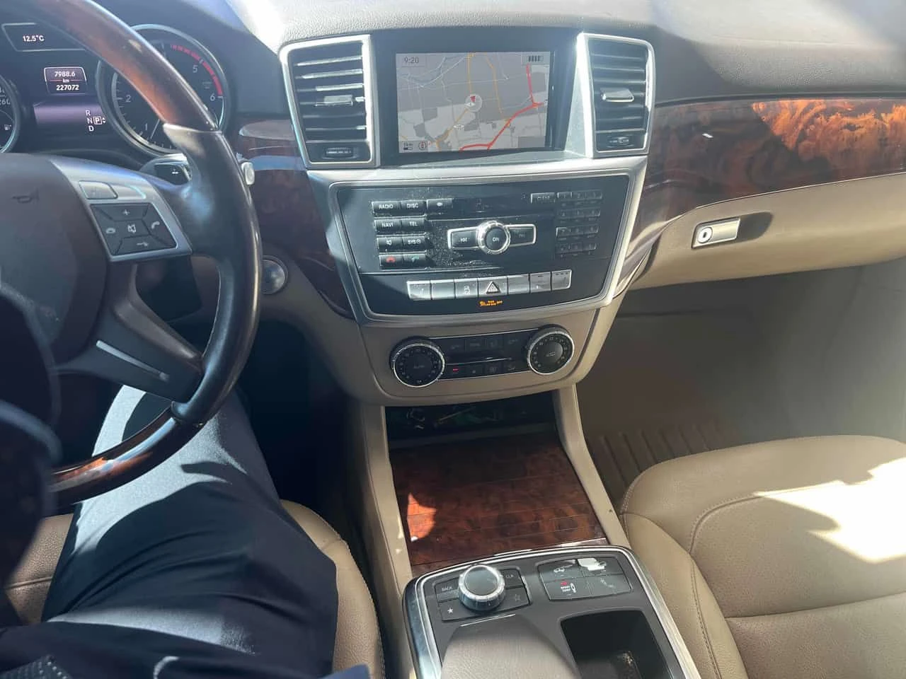 Mercedes-Benz ML 350 BlueTEC | CARFAX | АВТОКРЕДИТ БЕЗ ПЪРВОНАЧАЛНА , снимка 9 - Автомобили и джипове - 55335428
