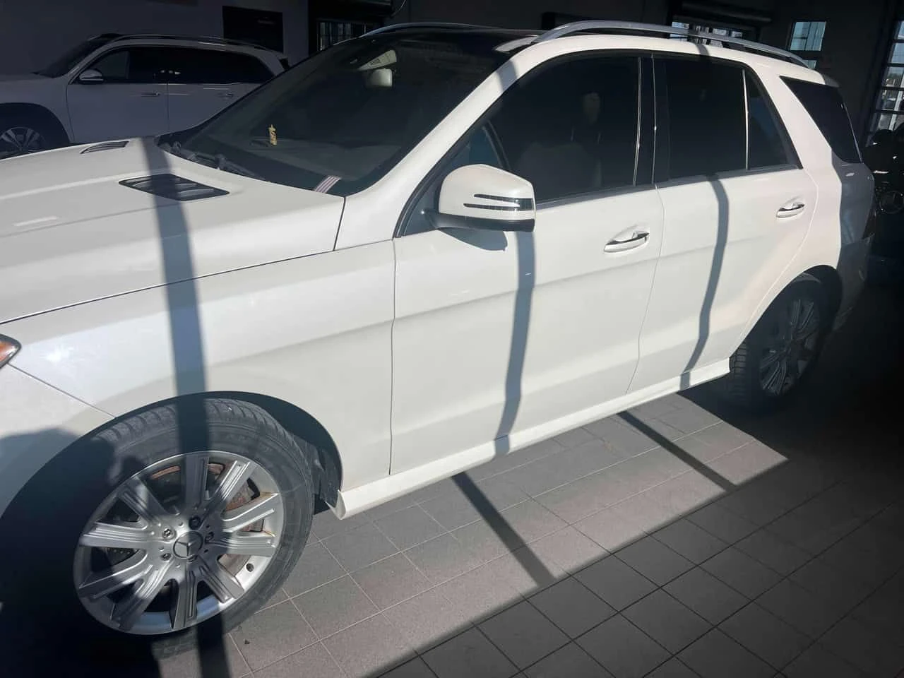 Mercedes-Benz ML 350 BlueTEC | CARFAX | АВТОКРЕДИТ БЕЗ ПЪРВОНАЧАЛНА , снимка 3 - Автомобили и джипове - 55335428