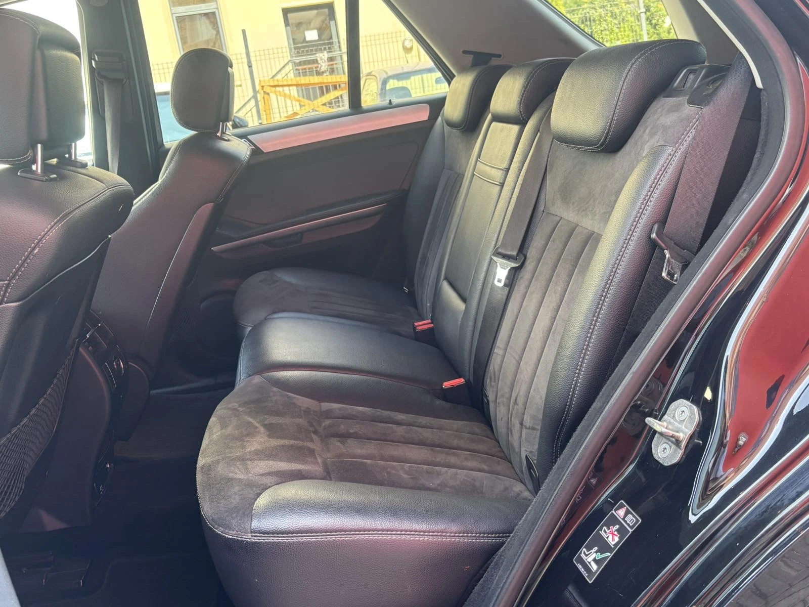 Mercedes-Benz ML 320, снимка 11 - Автомобили и джипове - 55571468