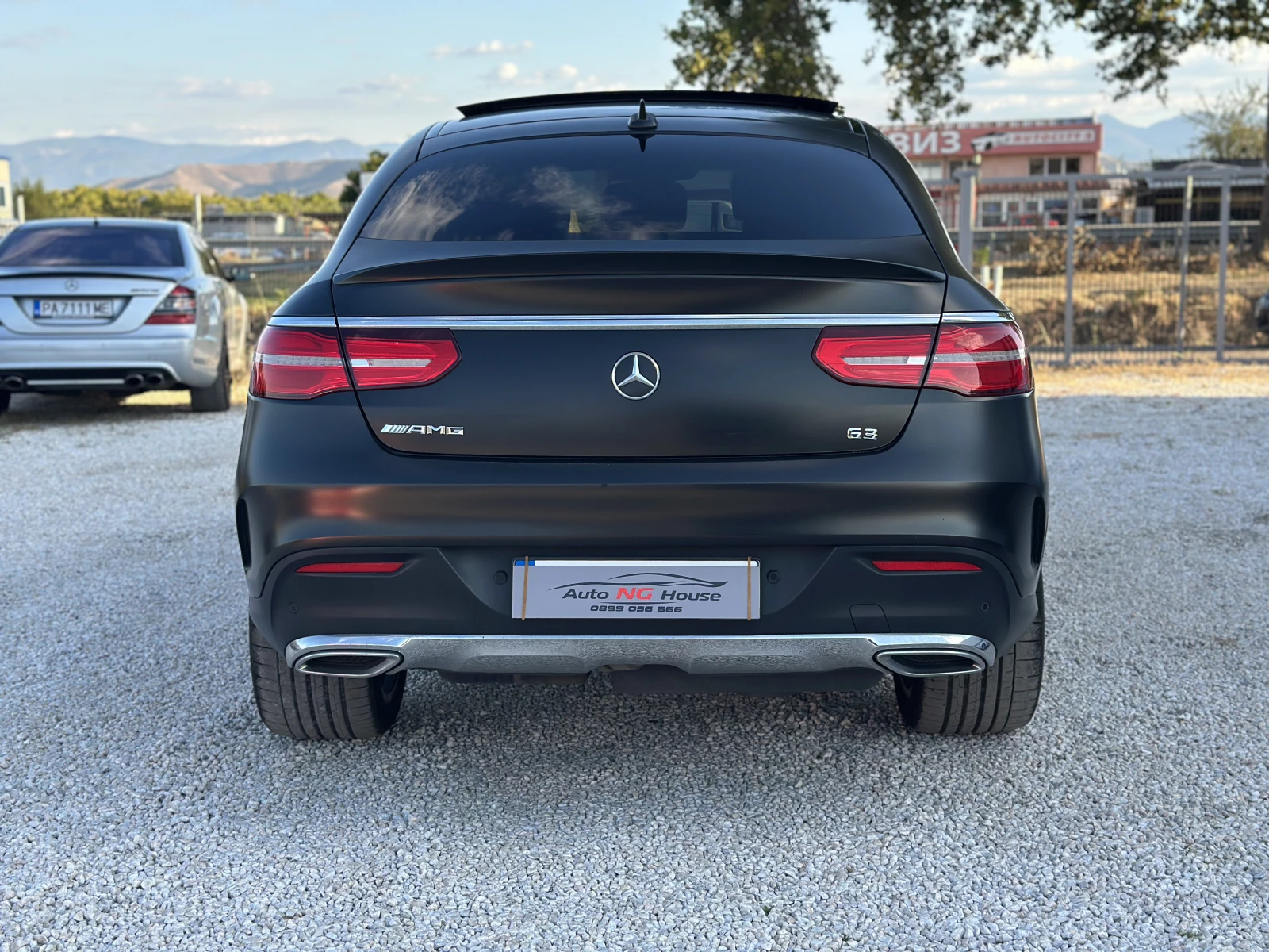 Mercedes-Benz GLE 350 AMG| HARMON KARDON| ПОДГРЕВ| PANORAMA| ОБСЛУЖЕНA, снимка 4 - Автомобили и джипове - 56119498