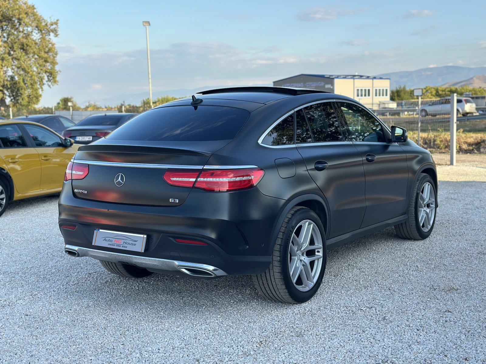 Mercedes-Benz GLE 350 AMG| HARMON KARDON| ПОДГРЕВ| PANORAMA| ОБСЛУЖЕНA, снимка 5 - Автомобили и джипове - 56119498