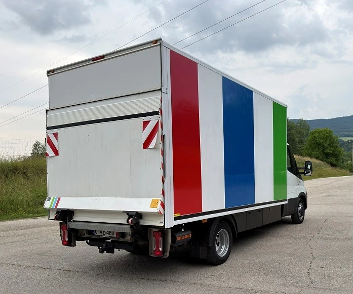 Iveco 35c18 3.0* HI-MATIC* БОРД* ФУРГОН+ ЩОРА* КЛИМА* 3.5т, снимка 6 - Бусове и автобуси - 52861673